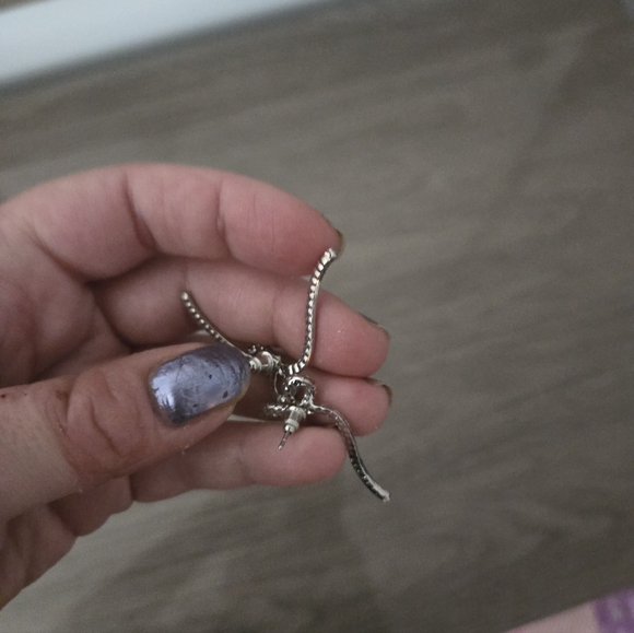 Earring Set - Picture 4 of 12